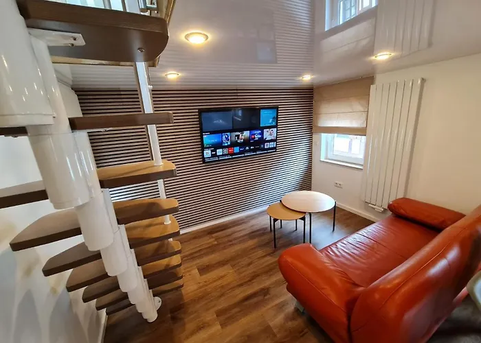 Apartment-1 Lejlighed *