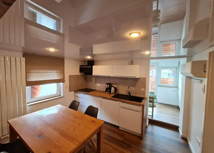 Lejlighed Apartment-1