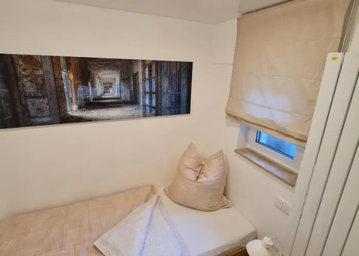 Apartment-1 Lejlighed *